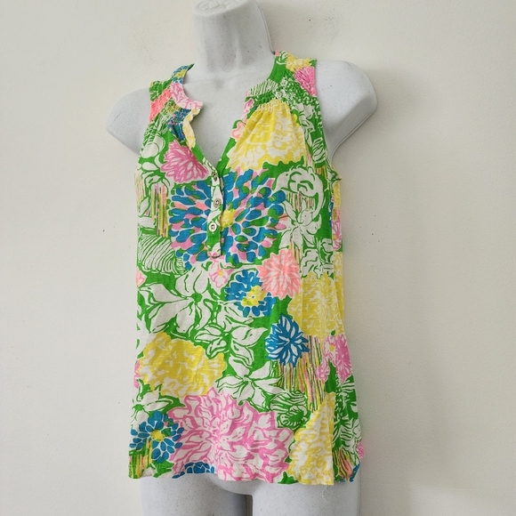 Lilly Pulitzer Essie Hibiscus Stroll Smocked Neck TopSize XXS - Picture 3 of 9